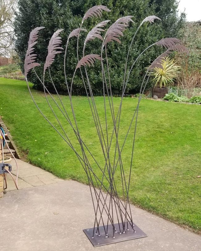 Reflective Metal Grass Flowing