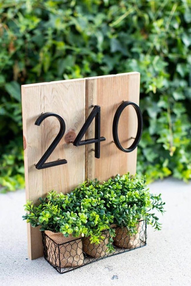 Modern Black Address Numbers