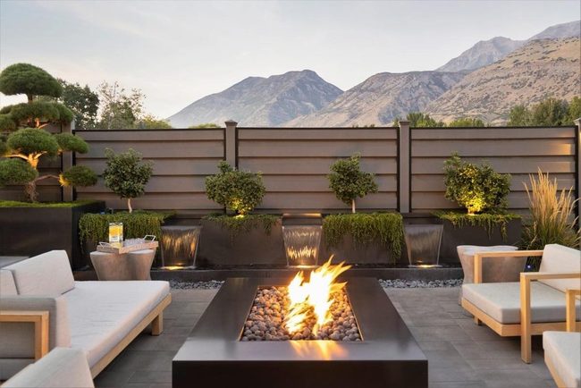 Wood Slats Frame Central Fire