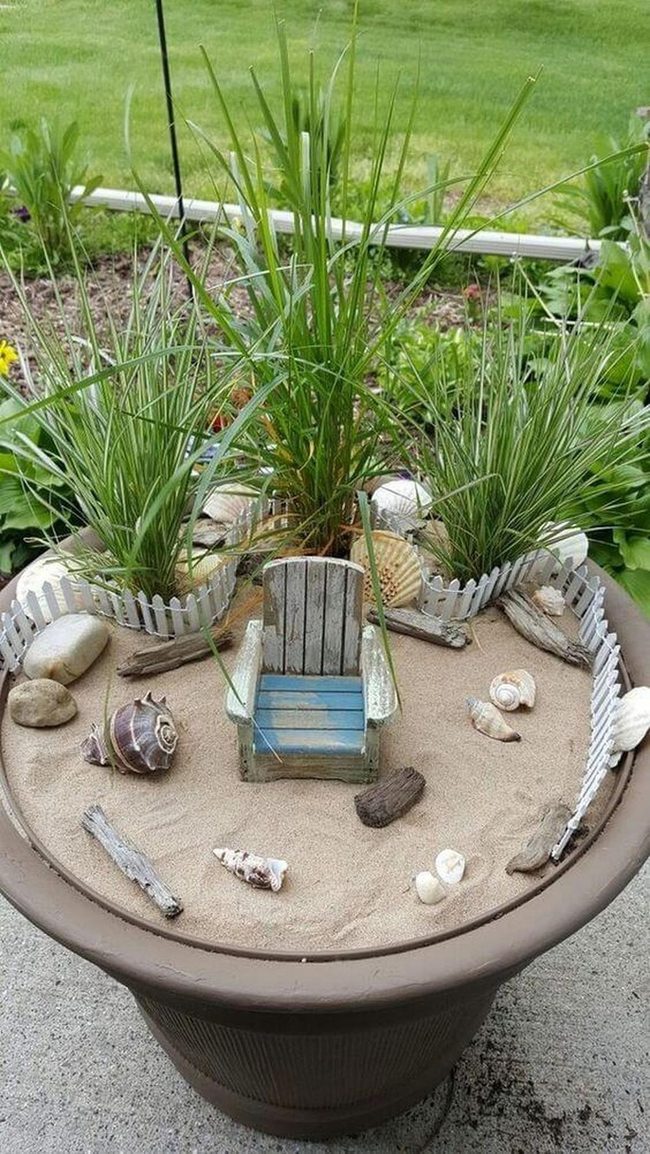 Sandy Garden Retreat With Coastal Touches