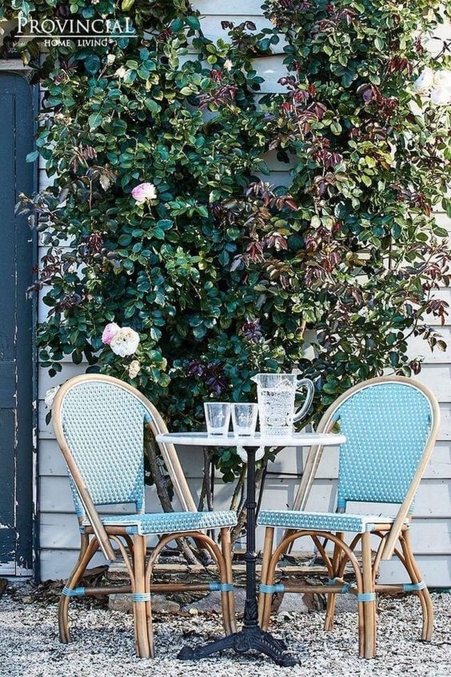 Ornate Panels Frame Garden Dining
