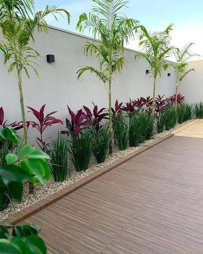 Tropical Fence, Pea Gravel Paradise