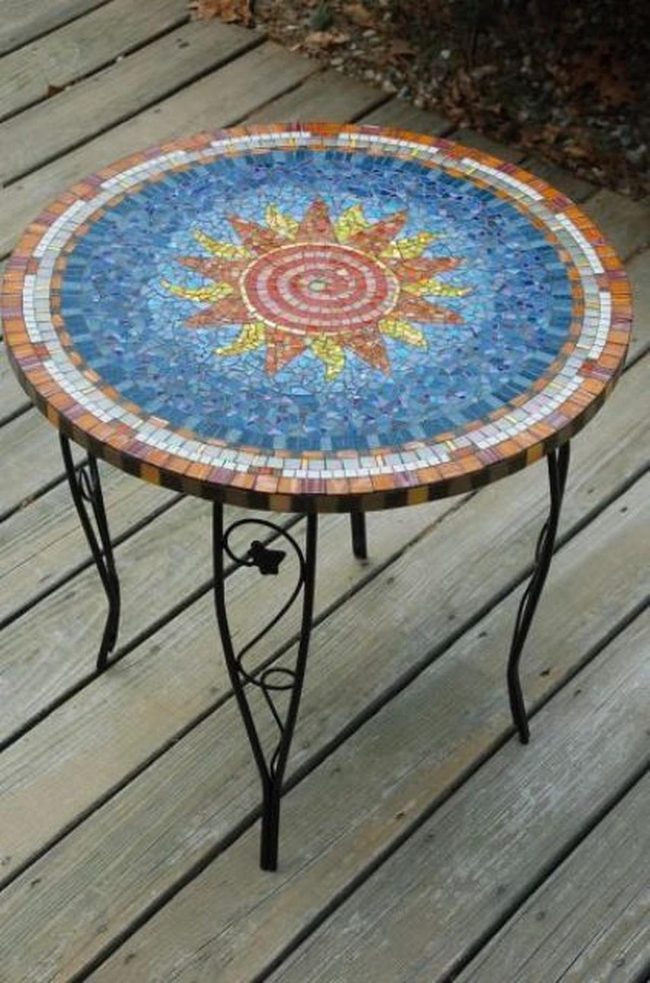 Sunny Mosaic Table Blue