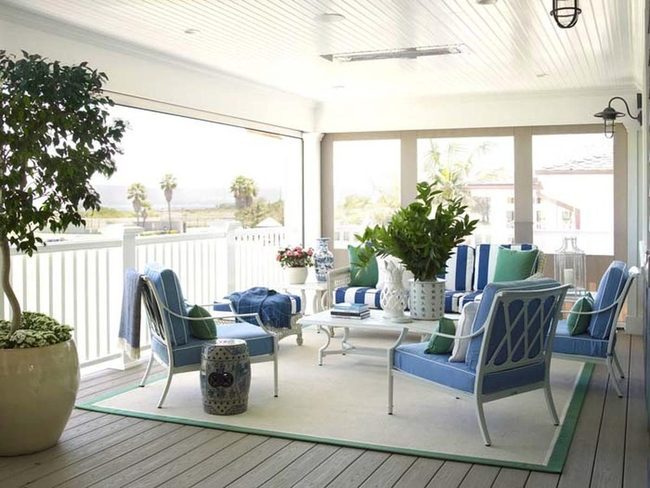 Turquoise Border Rug Oceanside Calm