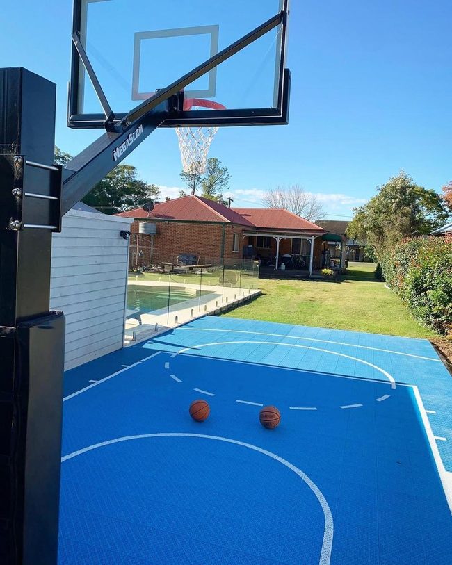 Compact Court Maximum Playability