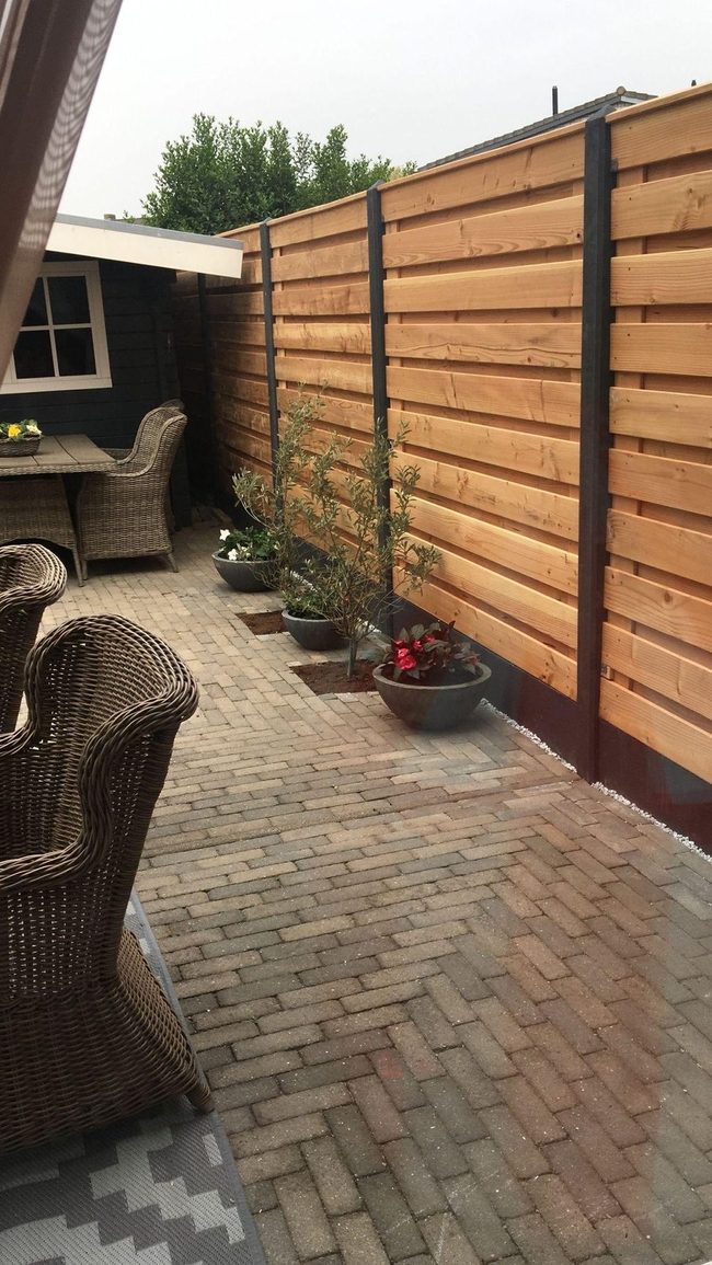 Clean Wood Fence Lines