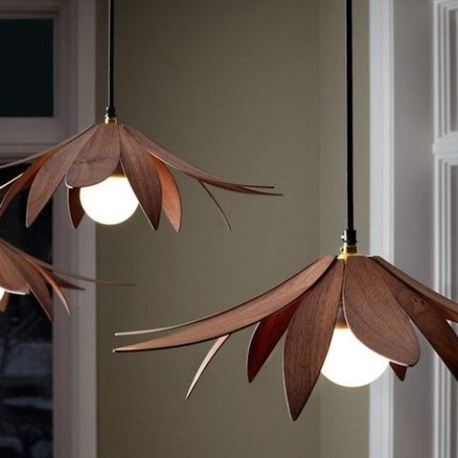 White Frames Light Wood Warmth