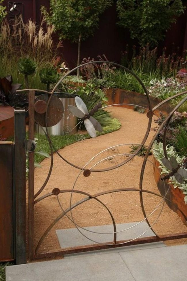 Gravel Paths Through Layered Green