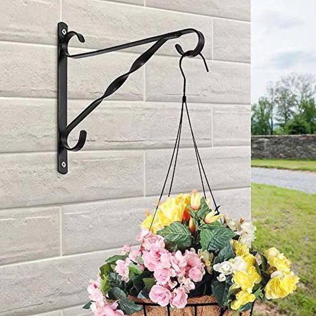 Twisted Iron Basket Hangers