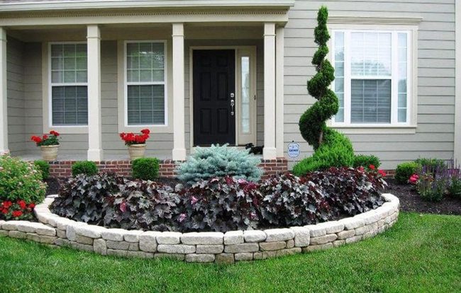 Stone-Bordered Entrance Garden