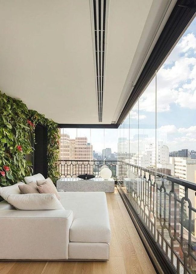 Green Wall Red Flowers Black Steel