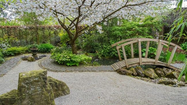 Water Feature Garden Centerpiece
