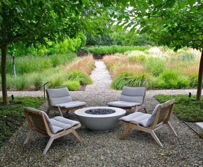 Round Fire Pit Wooden Seating Zone