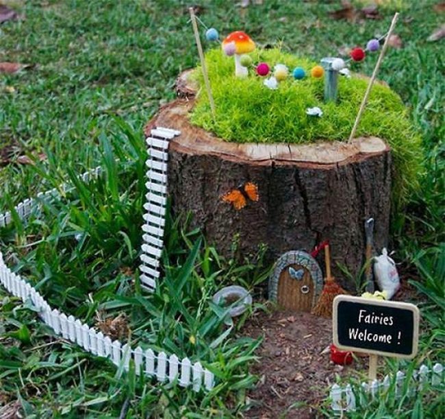 Mossy Stump Fairy Doors