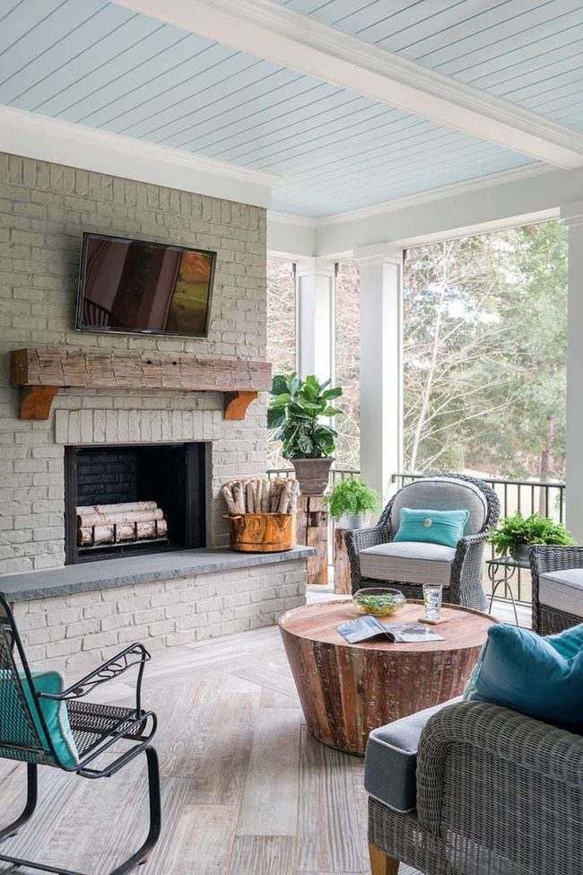 Pale Blue Ceiling Sage Brick Retreat