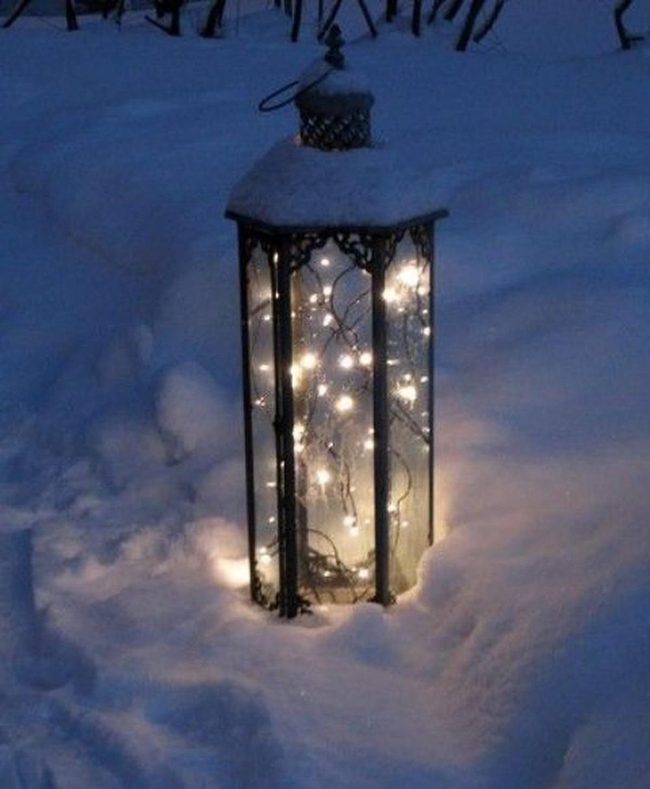 Black Lantern Golden Winter Light