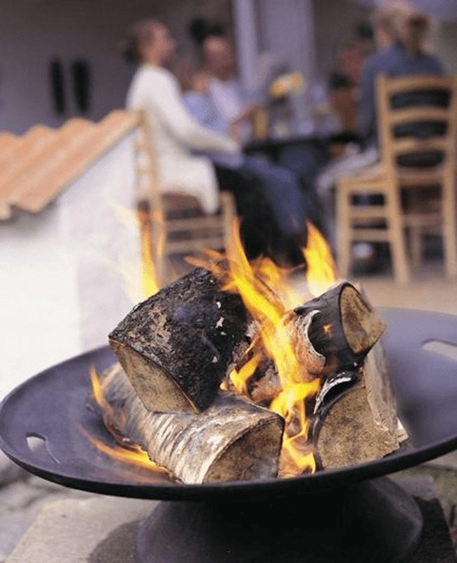 Crackling Flames Circle Wooden Seating