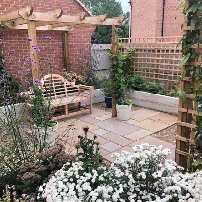 Wooden Pergolas Frame English Country Gardens