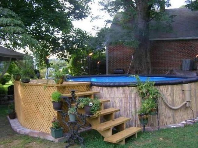 Thatched Metal Tropical Pool Escape