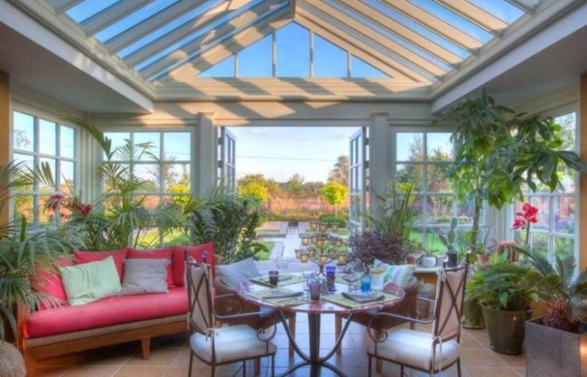 Sunlit Red Bench Garden Room