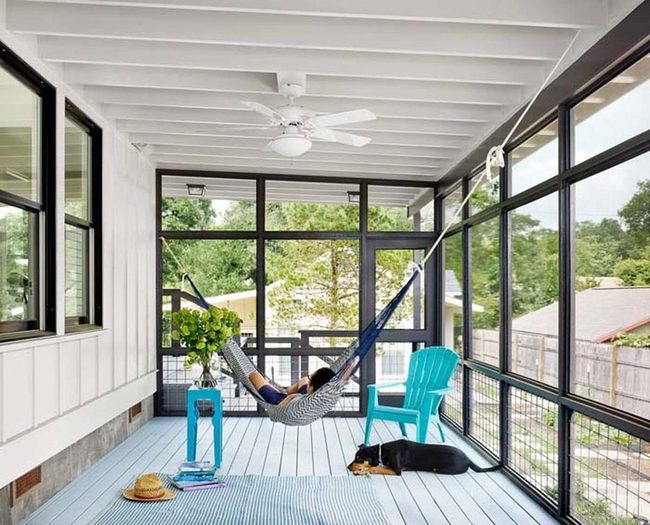 Wooden Beams Meet Bright Blue Simplicity