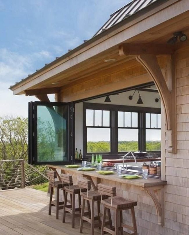 Natural Wood Outdoor Kitchen Oasis
