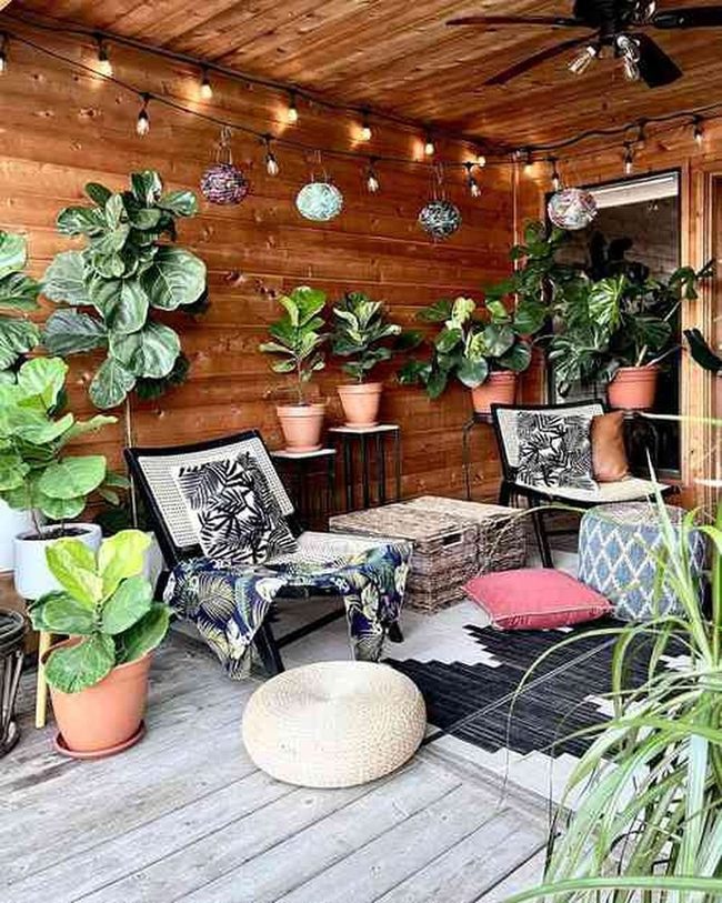 Giant Green Entrance Statement