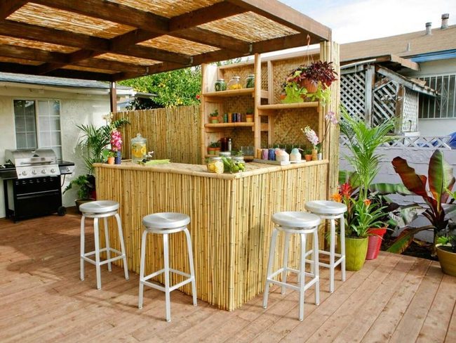Bamboo And White Outdoor Bar