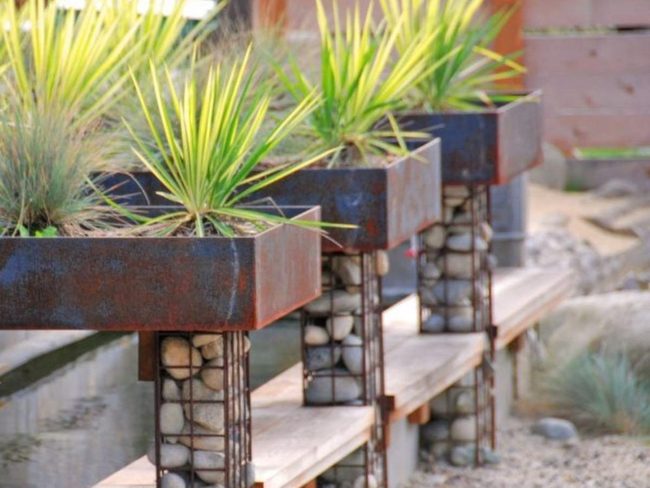 Stone And Metal Garden Beds