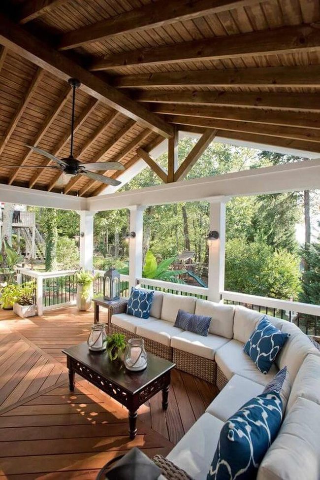 Open Beams, Garden Views, Natural Light