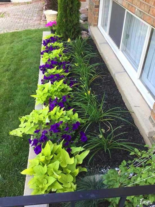 Concrete Blocks Modern Garden Beds
