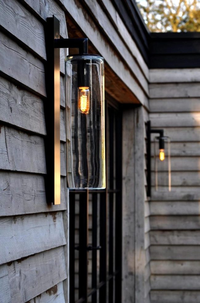 Vertical Modern Wall Lighting