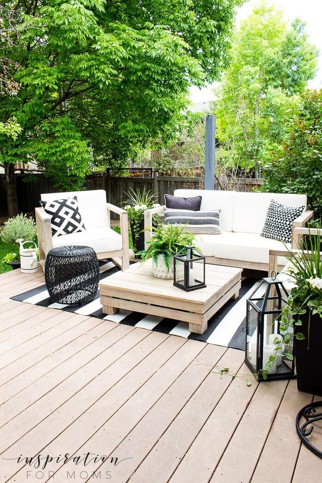 Striped Monochrome Outdoor Evening