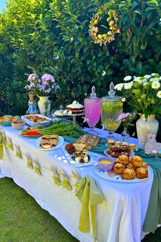Pastel Yard Path Easter Hunt