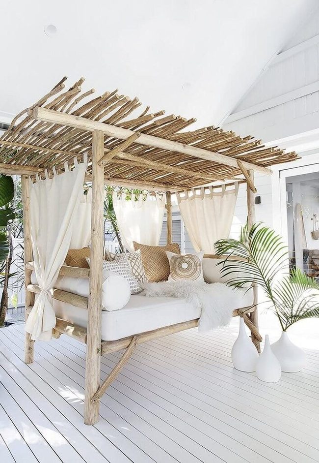 Cotton Drapes Define Outdoor Comfort