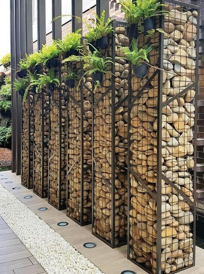 Stone Wall Garden With Uplighting