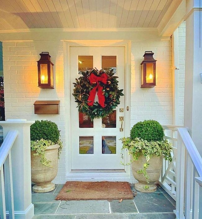 Terracotta Urns Frame Your Welcome