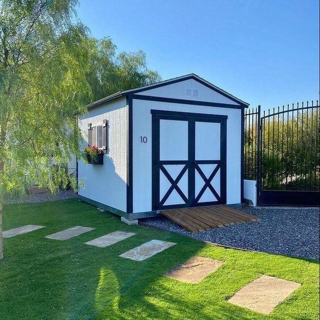 White Walls, Blooming Garden Escape