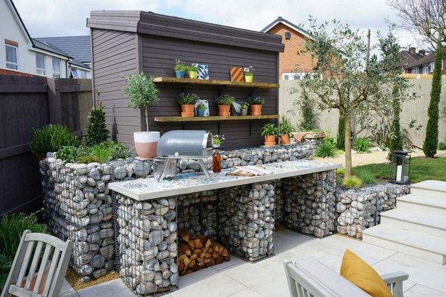 Stone And Steel Kitchen Oasis