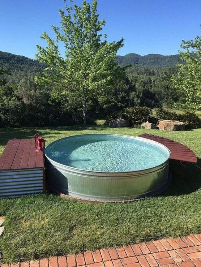 Crimson Decks Metal Bathtub Garden