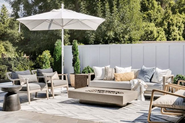Deck Spaces That Fit Your Life