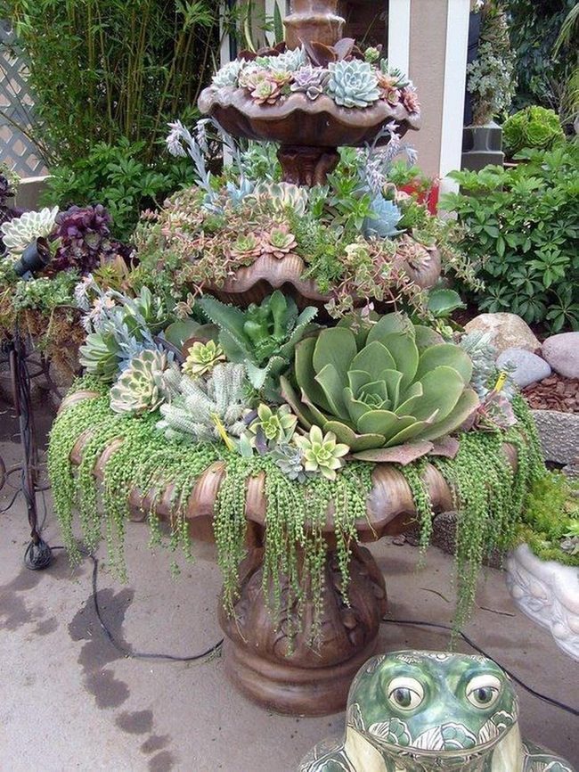 Green Cascade Garden Fountain
