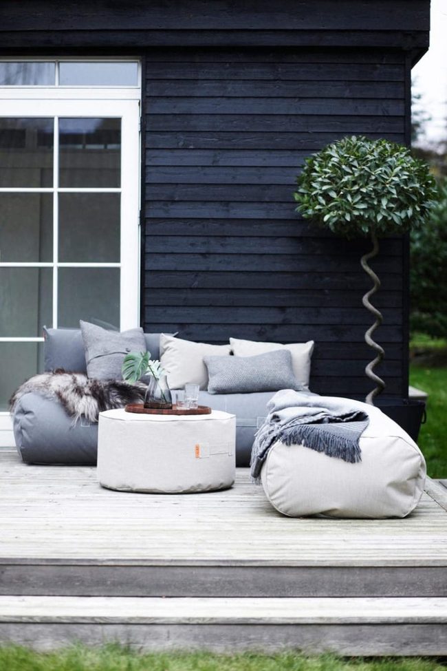 Dark Wood Meets Neutral Serenity