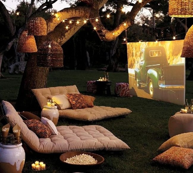 Green Truck Outdoor Cinema