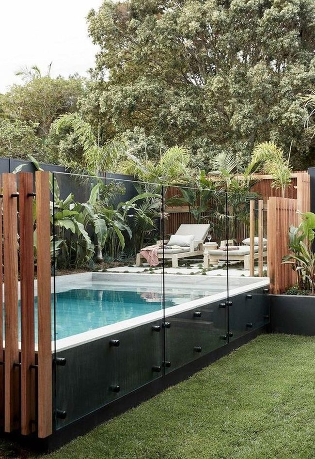 Wood Posts Meet Metal Rails