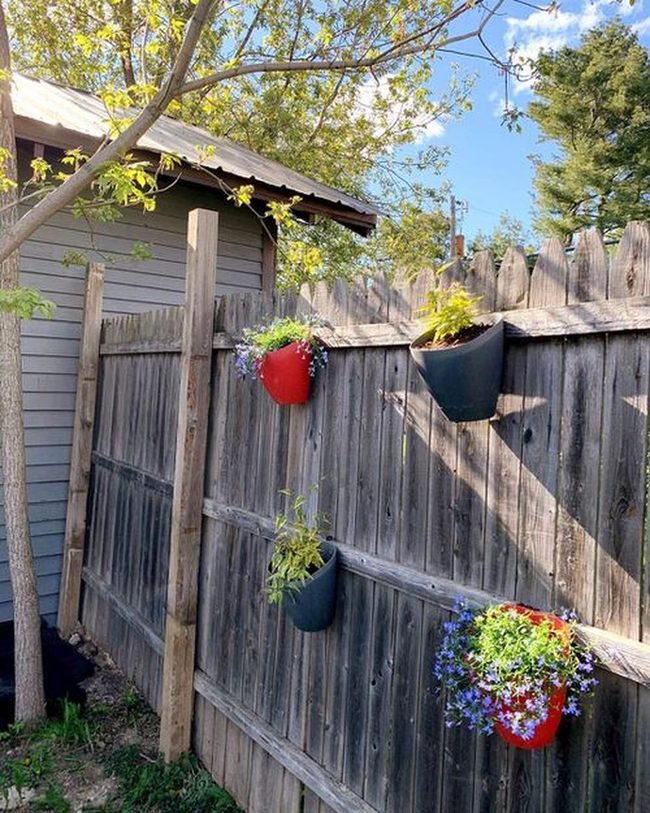 Green Fence Planter Garden