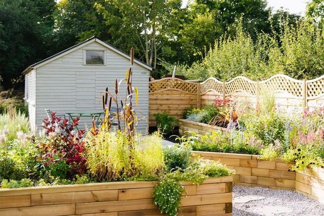 Comfortable Height Vegetable Growing