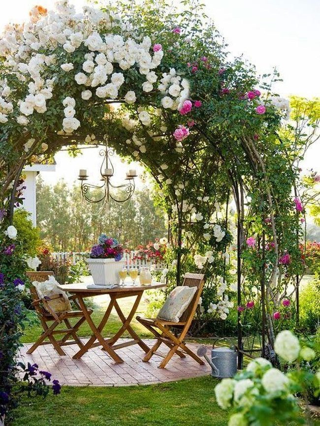 Rose Arbor Canopy Dining