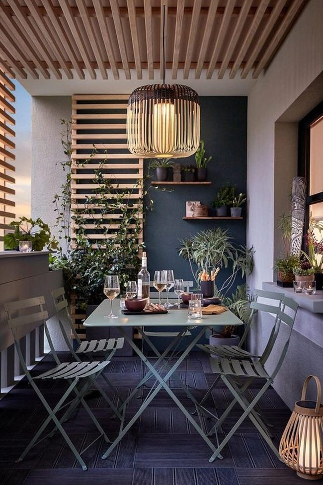 Leafy Green Balcony Dining Retreat
