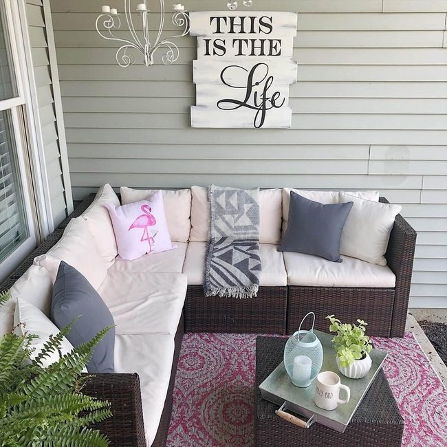 Wicker Seating With Layered Comfort